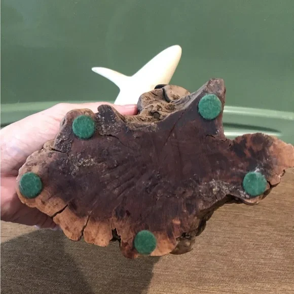 Vintage John Perry Carved Swimming Shark Sculpture on Burl Wood Base 9 In - Picture 11 of 12